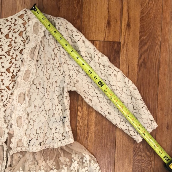 ✨Host Pick! Exquisite lace crochet cardigan with mesh peplum and ties in cotton - Picture 7 of 12